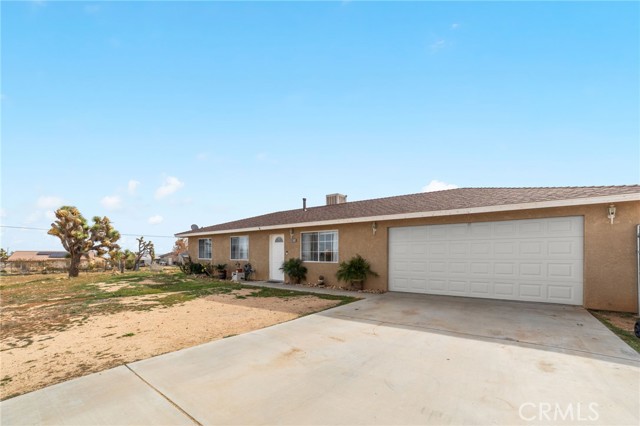 Detail Gallery Image 3 of 38 For 58375 Del Mar St, Yucca Valley,  CA 92284 - 3 Beds | 2 Baths