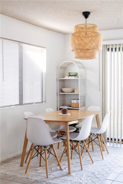 10864 Pepper Way, Loma Linda CA: https://media.crmls.org/medias/60335638-7553-4d4d-a65c-def2d30198d5.jpg