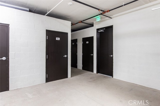 Detail Gallery Image 21 of 21 For 2225 Mira Vista Ave #206,  Montrose,  CA 91020 - 3 Beds | 2 Baths