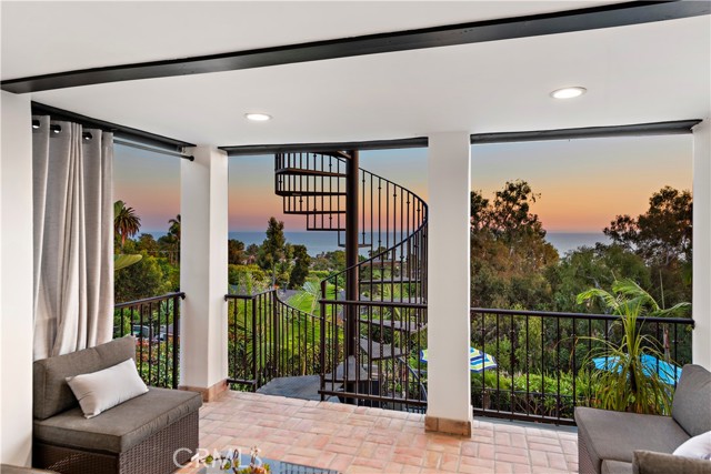 Detail Gallery Image 40 of 53 For 750 Rembrandt Dr, Laguna Beach,  CA 92651 - 3 Beds | 3/1 Baths