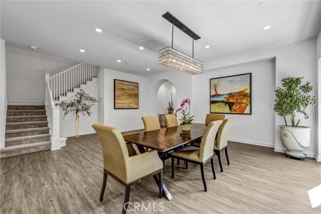 Image 6 of 46 For 5577 Heritage Oak