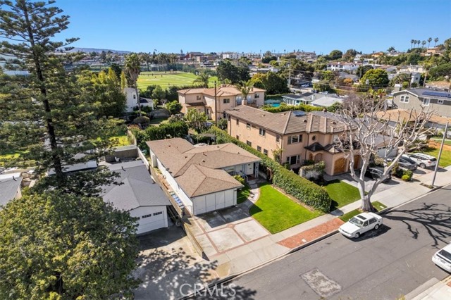 Family home with great bones plus so much room to add an ADU? Or maybe a Pool? Or both?