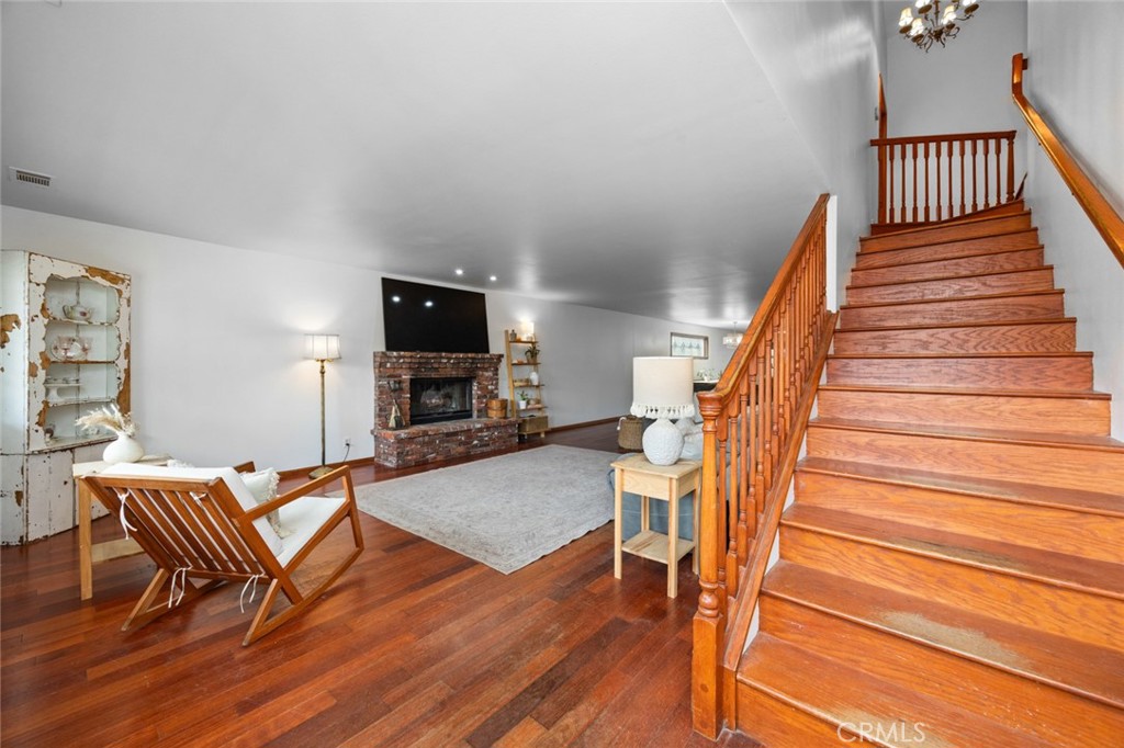 MLS #PW25239733 image #2