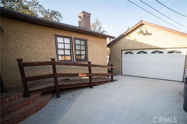 Detail Gallery Image 15 of 18 For 325 E Harding St, Long Beach,  CA 90805 - 3 Beds | 2 Baths