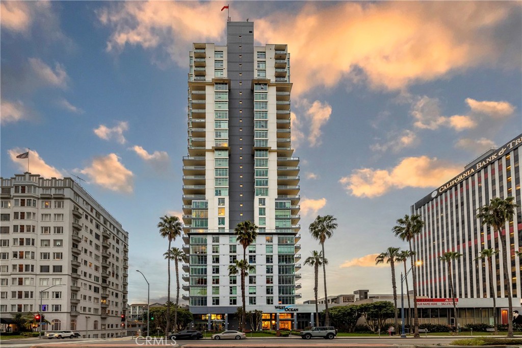 400 W Ocean Boulevard #902