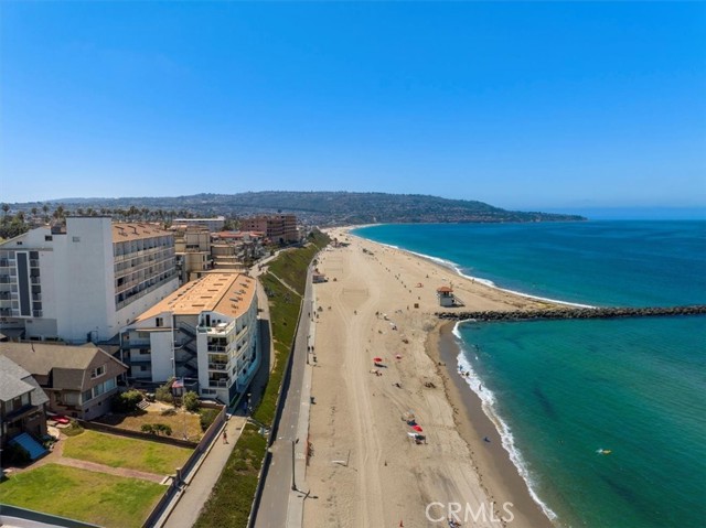 615 Esplanade, Redondo Beach CA: https://media.crmls.org/medias/603714e7-b5be-4c60-ac22-2c836b0fe56e.jpg