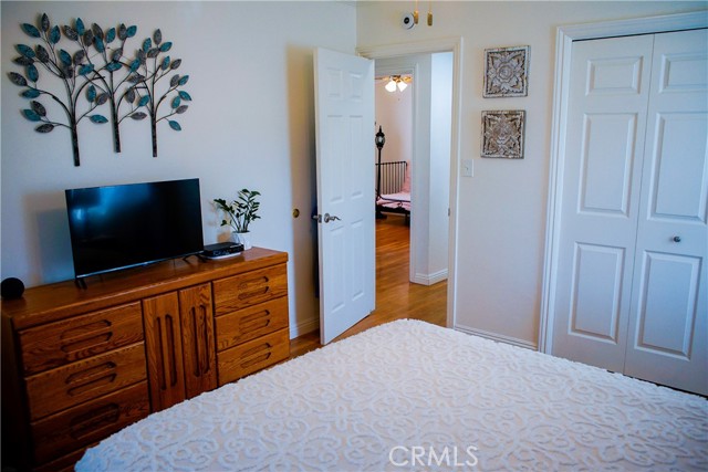 Detail Gallery Image 26 of 65 For 2019 Valencia, Santa Ana,  CA 92706 - 4 Beds | 2 Baths