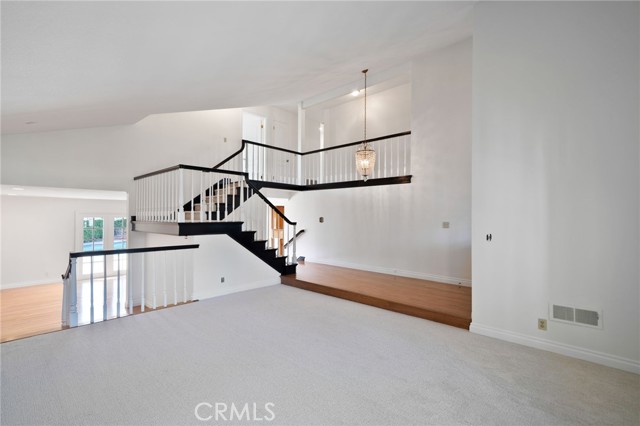 3832 Holden Circle, Los Alamitos CA: https://media.crmls.org/medias/60380f46-288a-42a5-8b99-d53bba6a58bf.jpg