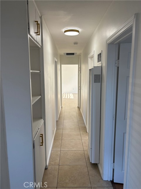 38810 Foxholm Drive, Palmdale CA: https://media.crmls.org/medias/6039984f-2f17-4d59-a48e-8d88fb016f8f.jpg