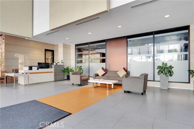 Detail Gallery Image 3 of 38 For 1234 Wilshire Bld #334,  Los Angeles,  CA 90017 - 1 Beds | 1 Baths
