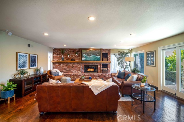 Detail Gallery Image 11 of 37 For 22511 Tindaya, Mission Viejo,  CA 92692 - 4 Beds | 5 Baths