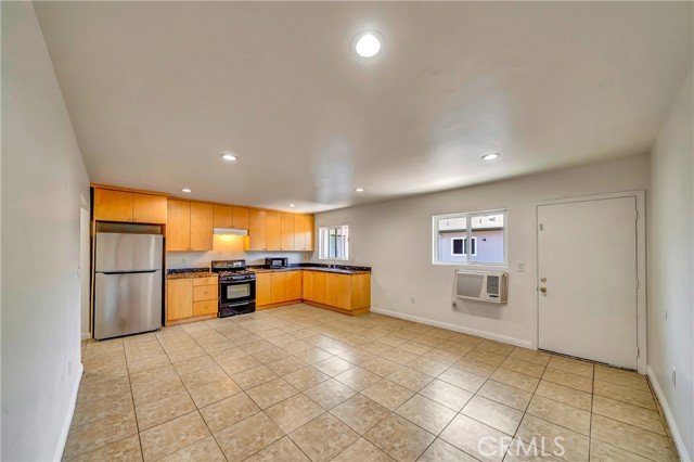 Detail Gallery Image 2 of 23 For 6735 Elmer Ave #19,  North Hollywood,  CA 91606 - 1 Beds | 1 Baths