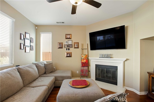 Detail Gallery Image 19 of 64 For 3866 Obsidian Rd, San Bernardino,  CA 92407 - 4 Beds | 2/1 Baths