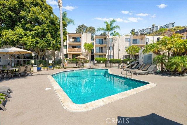 Detail Gallery Image 4 of 52 For 6780 Friars Rd #366,  San Diego,  CA 92108 - 2 Beds | 1 Baths