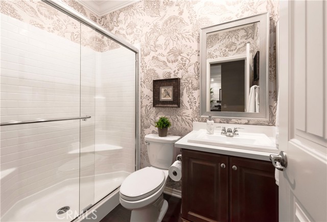 Detail Gallery Image 4 of 25 For 11829 Confluence Dr, Jurupa Valley,  CA 91752 - 5 Beds | 3 Baths