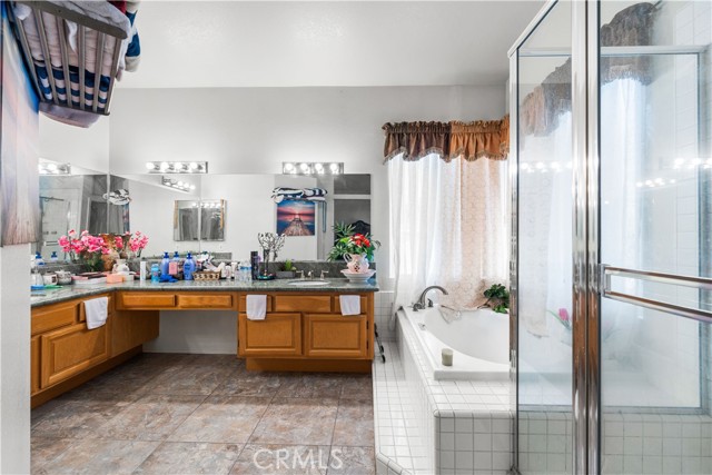 3410 Genoa Place, Palmdale CA: https://media.crmls.org/medias/603c4e6f-7c8e-4b21-8fc3-3d6a9c474318.jpg