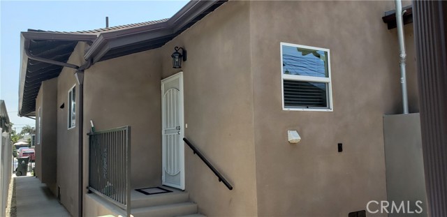 Image 3 for 631 E 38th St, Los Angeles, CA 90011