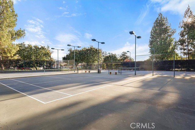 Detail Gallery Image 44 of 70 For 15717 Rosehaven Ln, Canyon Country,  CA 91387 - 3 Beds | 2/1 Baths