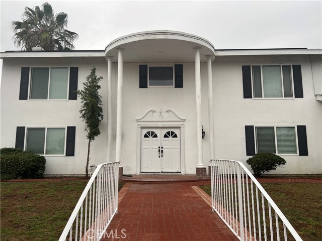 Front Image Thumbnail for CRIG25270408