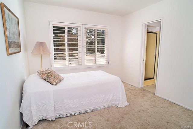 Detail Gallery Image 9 of 11 For 10101 Sophia Ave, Granada Hills,  CA 91343 - 3 Beds | 2 Baths