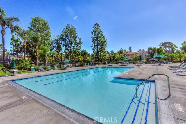 Detail Gallery Image 32 of 32 For 120 Gallery Way, Tustin,  CA 92782 - 3 Beds | 2/1 Baths