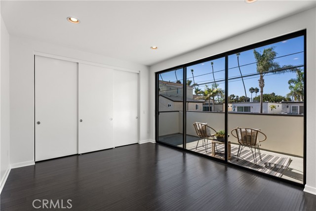 Detail Gallery Image 23 of 34 For 309 6th St, Huntington Beach,  CA 92648 - 3 Beds | 4 Baths