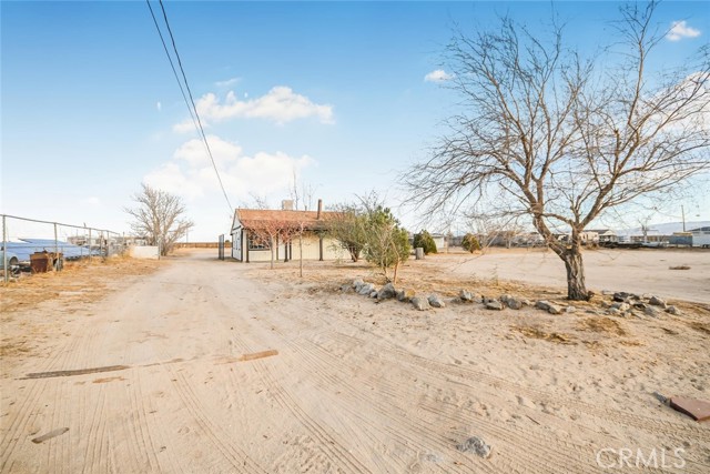 Detail Gallery Image 11 of 14 For 47242 92nd St, Lancaster,  CA 93536 - 2 Beds | 1 Baths