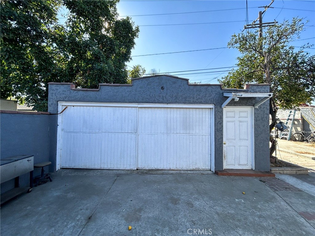 https://media.crmls.org/medias/603f53df-b482-4be2-9f7a-caeeabe10525.jpg?preset=X-Large