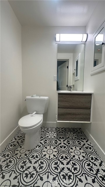4818 Satsuma Avenue, North Hollywood CA: https://media.crmls.org/medias/603f9998-f5a5-4b2c-b418-414ff9ce11b1.jpg