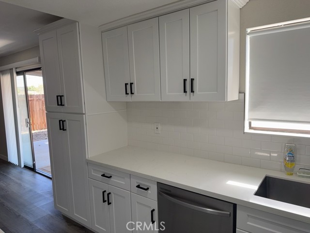 Detail Gallery Image 12 of 48 For 13839 Rincon, Apple Valley,  CA 92307 - 4 Beds | 2 Baths