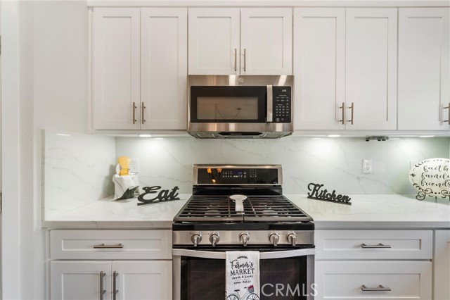 Image 33 of 60 For 11416 Alder Creek