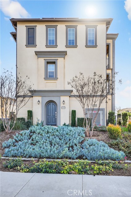 Detail Gallery Image 2 of 59 For 15953 Pilot, Chino,  CA 91708 - 3 Beds | 2 Baths