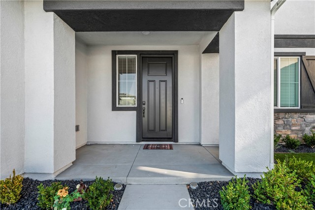 Detail Gallery Image 3 of 40 For 36300 Firelight Cir, Wildomar,  CA 92595 - 4 Beds | 3 Baths