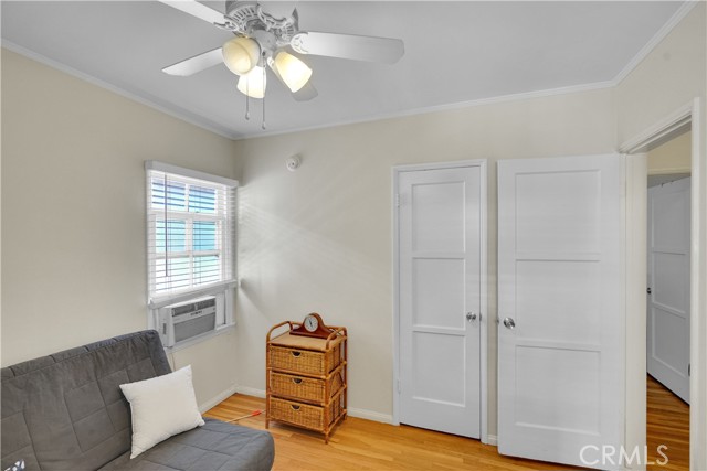 Detail Gallery Image 23 of 32 For 4270 Troost, Studio City,  CA 91604 - 2 Beds | 1 Baths