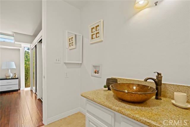 5658 Ravenspur Drive, Rancho Palos Verdes, California 90275, 2 Bedrooms Bedrooms, ,2 BathroomsBathrooms,Residential,Sold,Ravenspur,WS21167742