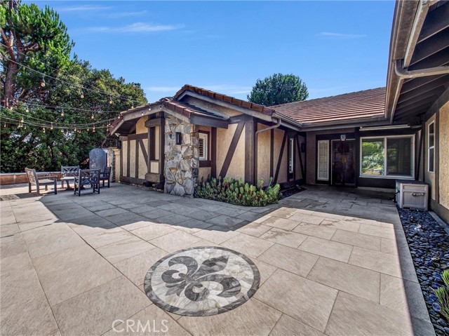 Detail Gallery Image 3 of 21 For 5425 Brentwood Pl, Yorba Linda,  CA 92887 - 4 Beds | 2/1 Baths