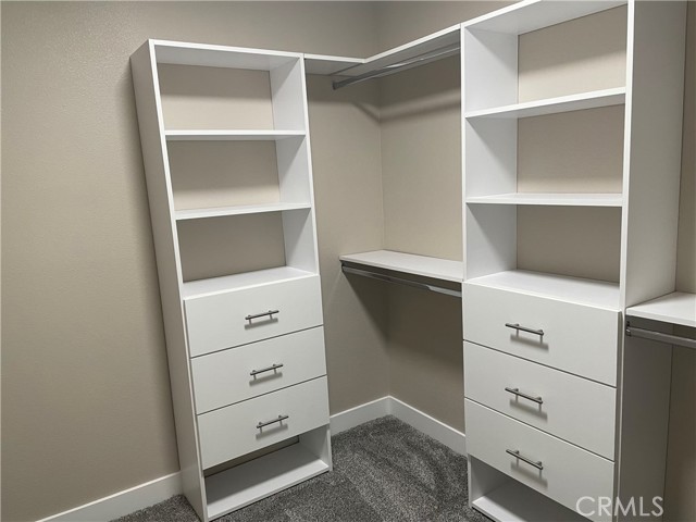 Image 47 of 65 For 824 Dune  