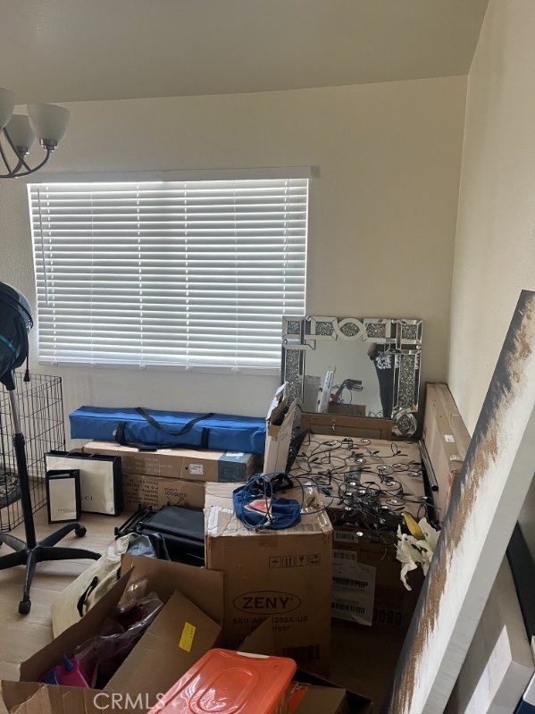 Detail Gallery Image 6 of 10 For 14339 Caroline, Adelanto,  CA 92301 - 5 Beds | 3 Baths