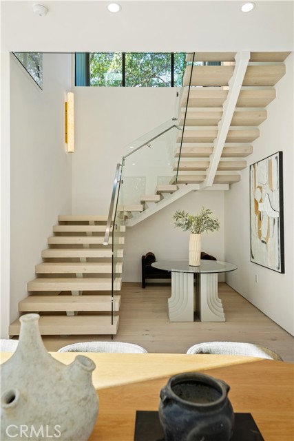 10840 Queensland, Los Angeles CA: https://media.crmls.org/medias/6041e4f1-e4bc-4ed4-a369-1dcd7595efab.jpg