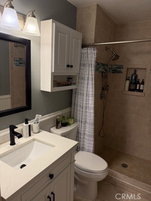 Detail Gallery Image 7 of 13 For 22896 Leo Ln #86,  Lake Forest,  CA 92630 - 4 Beds | 2/1 Baths