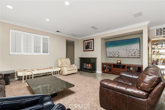 Detail Gallery Image 7 of 54 For 10120 via Indigo, Moreno Valley,  CA 92557 - 5 Beds | 3 Baths