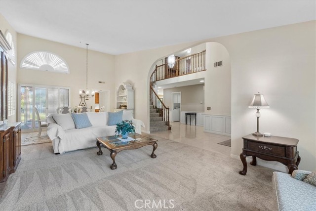 6641 Hawarden Drive, Riverside CA: https://media.crmls.org/medias/6042aa25-4bf6-4799-9d1f-aef95878b0cb.jpg