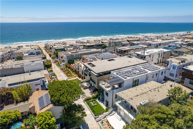 333 17th Street, Manhattan Beach, California 90266, 4 Bedrooms Bedrooms, ,5 BathroomsBathrooms,Residential,Sold,17th Street,SB22154960