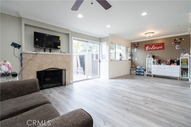 Detail Gallery Image 7 of 19 For 3657 Towne Park Circl, Pomona,  CA 91767 - 3 Beds | 2 Baths