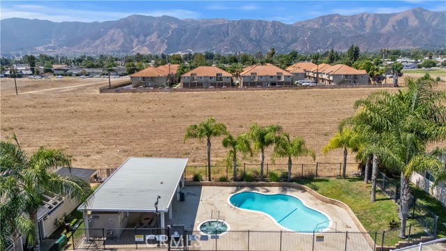 Detail Gallery Image 2 of 24 For 665 Walnut Dr, Lake Elsinore,  CA 92530 - 2 Beds | 2 Baths