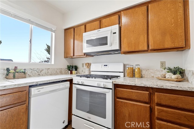 Detail Gallery Image 19 of 36 For 14530 Nautical Ln #2,  Helendale,  CA 92342 - 2 Beds | 2/1 Baths
