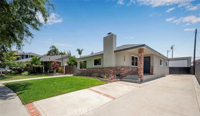 2260 Tevis Avenue, Long Beach CA: https://media.crmls.org/medias/60440c7a-2627-4a04-9435-a73e70d1d5f4.jpg