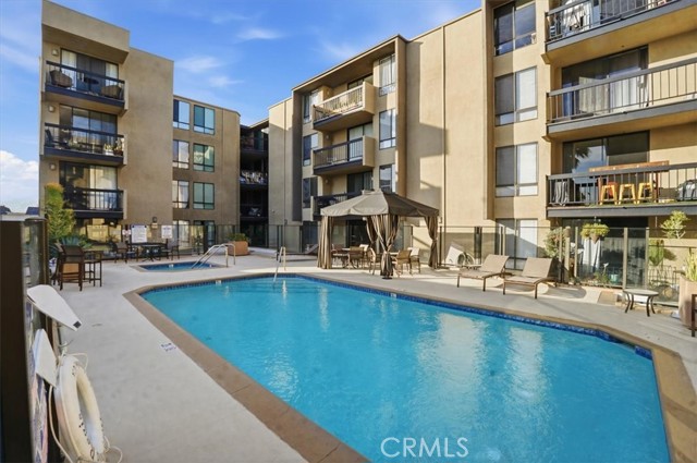 Detail Gallery Image 35 of 44 For 7320 Hawthorn Ave #108,  Los Angeles,  CA 90046 - 2 Beds | 2 Baths