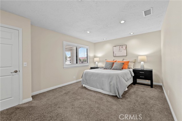 17849 Pebble Beach Drive, Victorville CA: https://media.crmls.org/medias/60481124-5857-4dfe-aa67-61999c76e652.jpg
