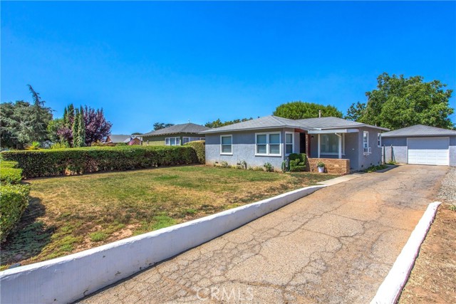Detail Gallery Image 5 of 39 For 961 Orange Ave, Beaumont,  CA 92223 - 2 Beds | 2 Baths